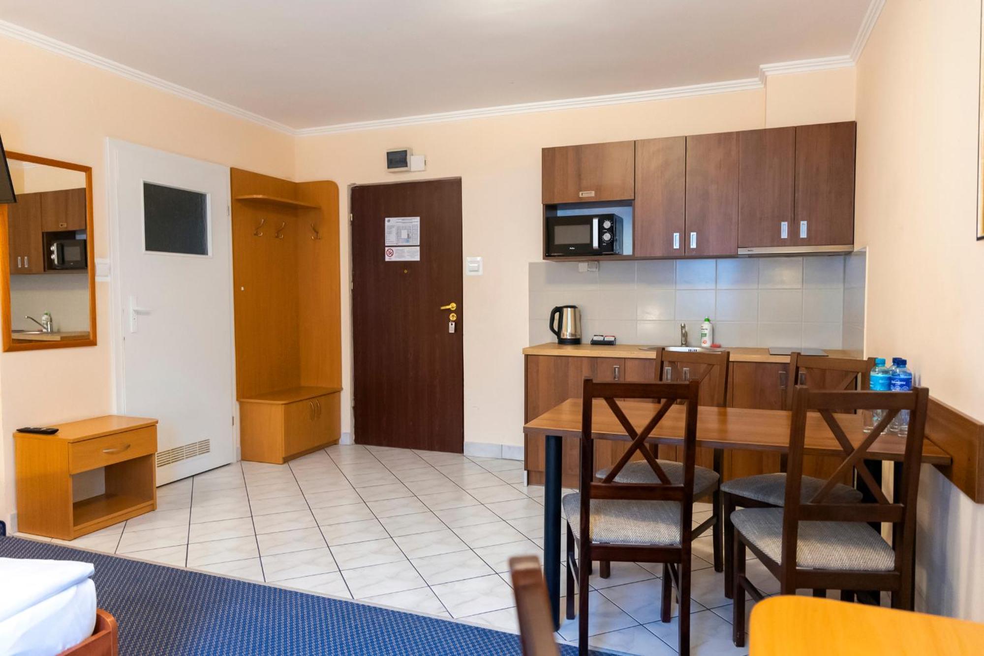 Hit Apartments Warszawa Eksteriør billede
